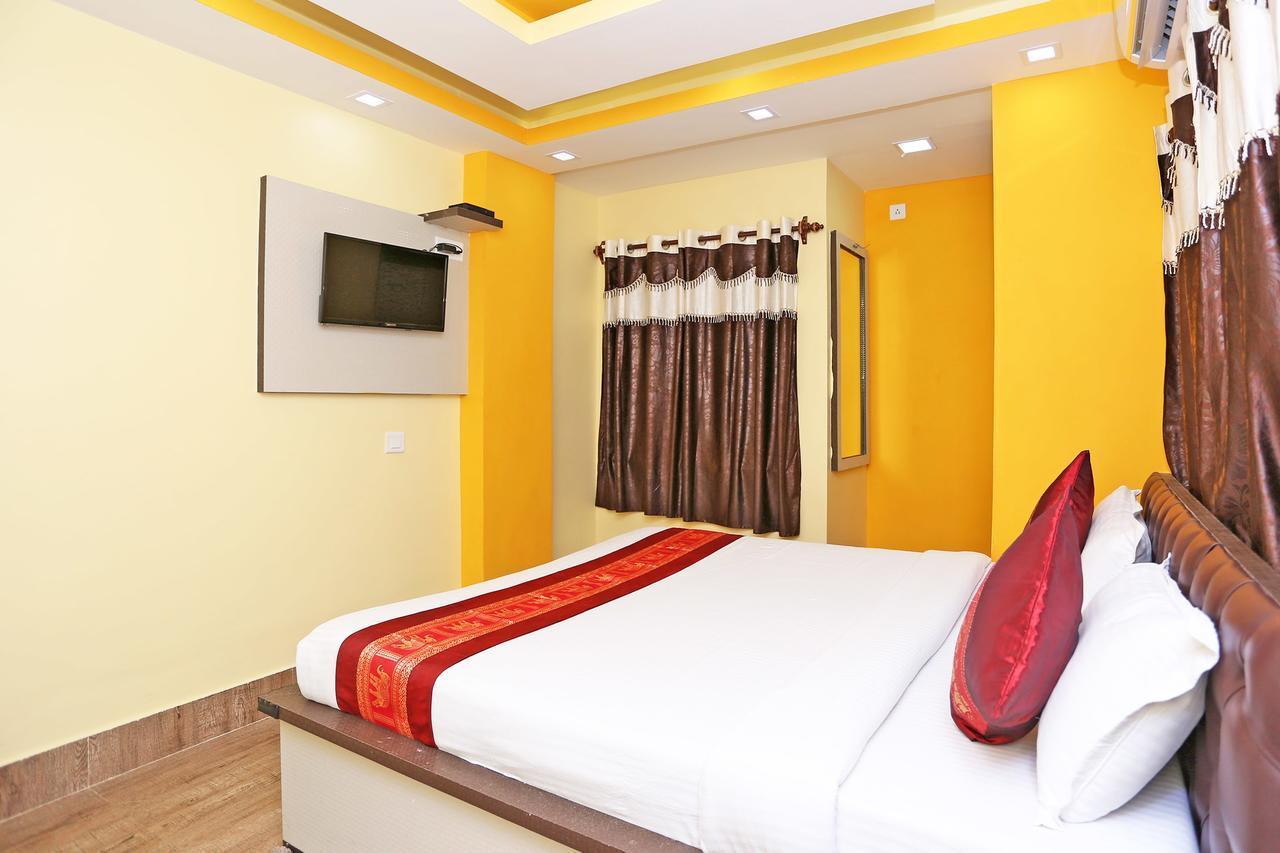 Oyo 9975 Hotel Asmeet Calcutta Extérieur photo