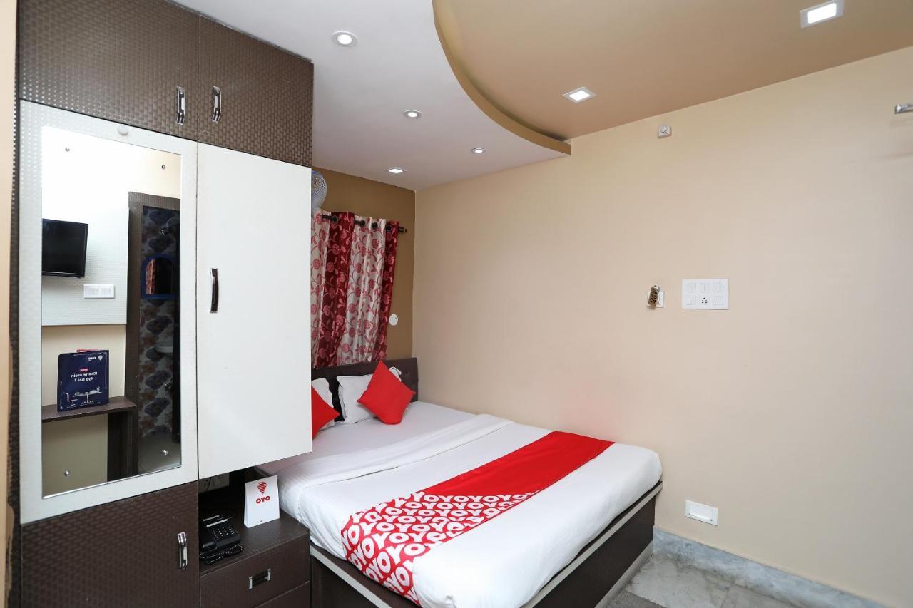 Oyo 9975 Hotel Asmeet Calcutta Extérieur photo